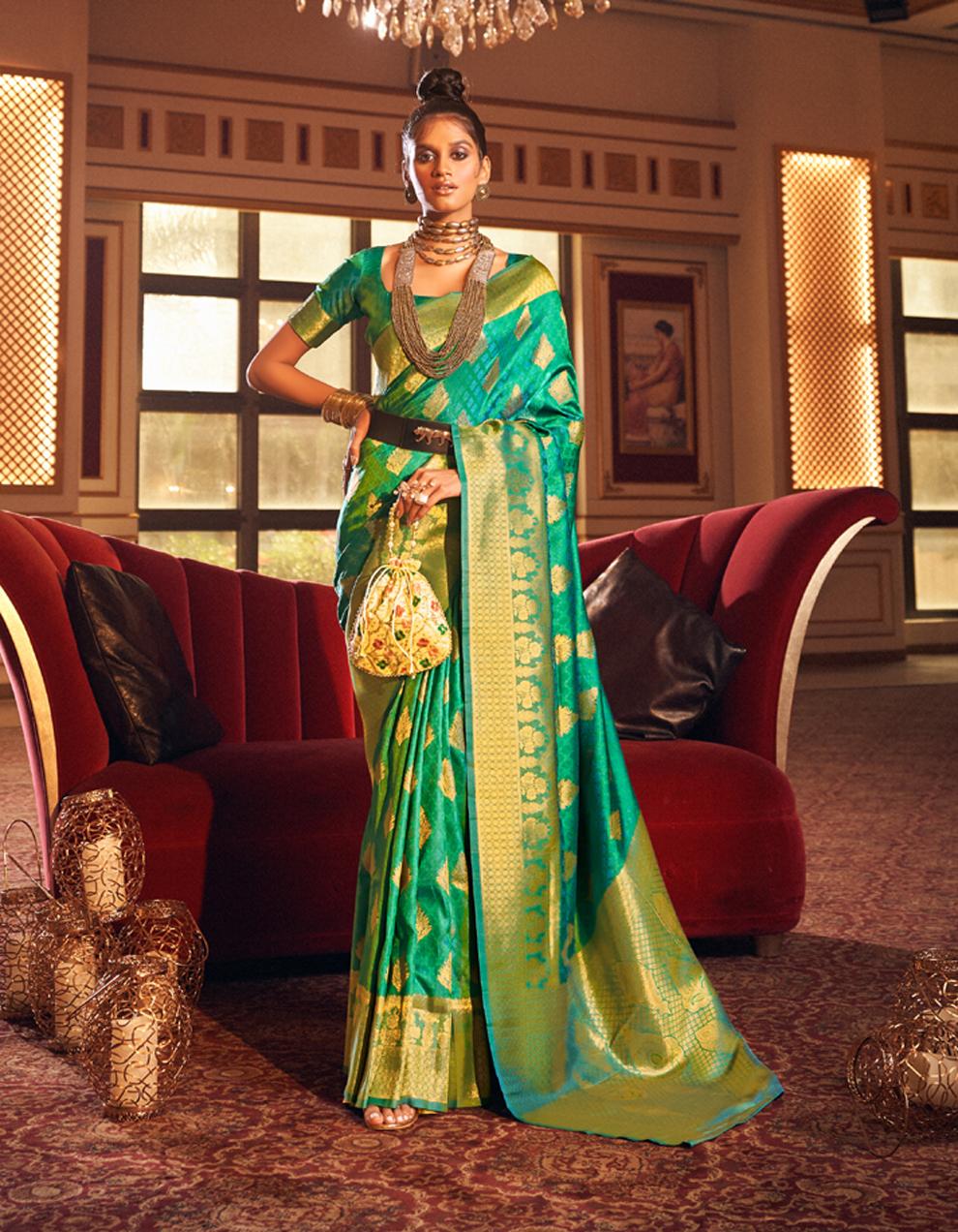 green ART SILK Saree for Women With Blouse SD28609