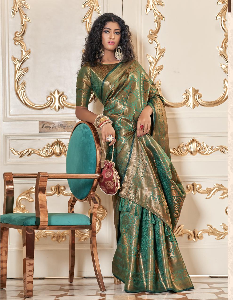 Green Soft Silk Saree for Women With Blouse SD27671