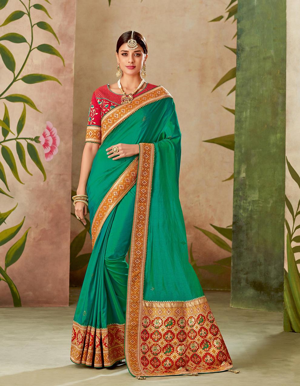 Green Two Tone Silk Saree With Blouse MH19919