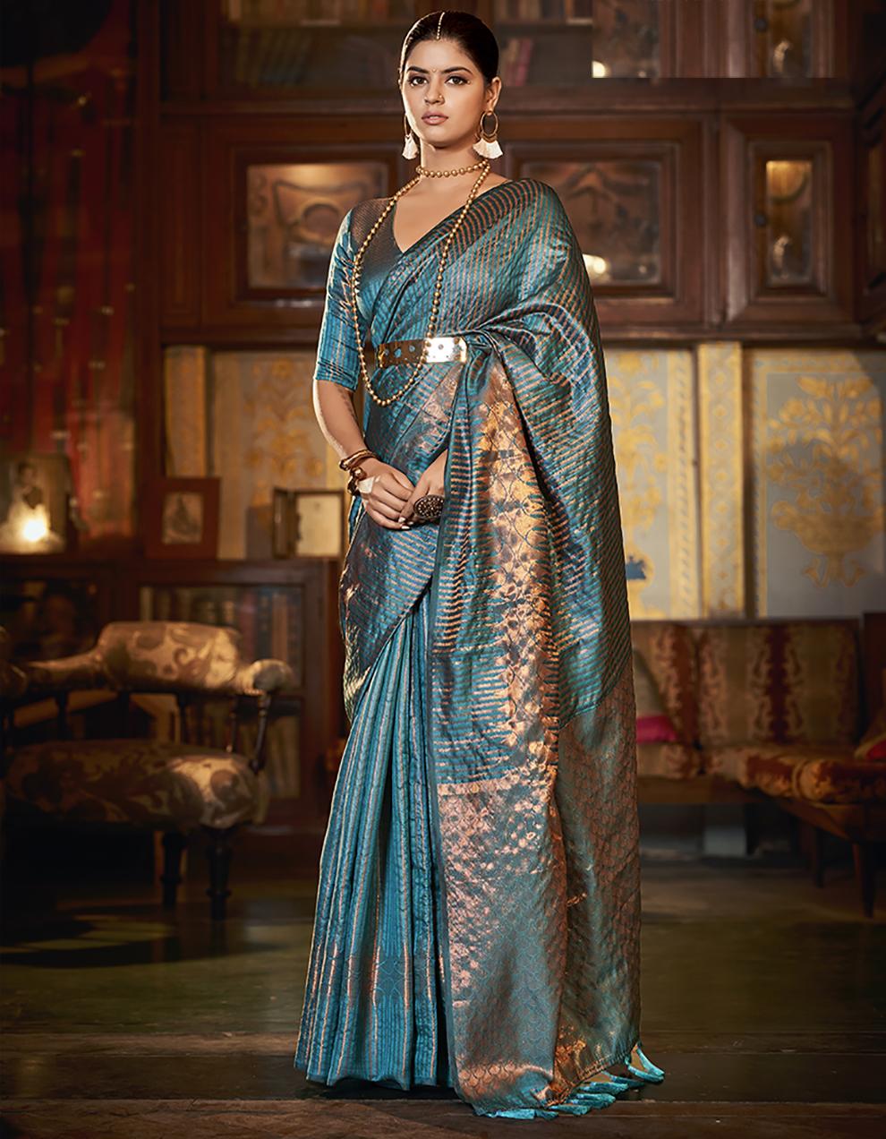 Green Handloom Silk Kanjivaram Saree for Women With Blouse SD27551