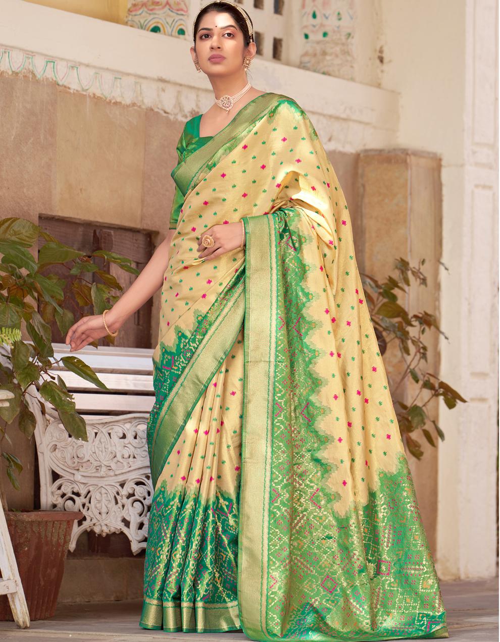 Beige Kanjivaram Silk Saree With Blouse SD26214