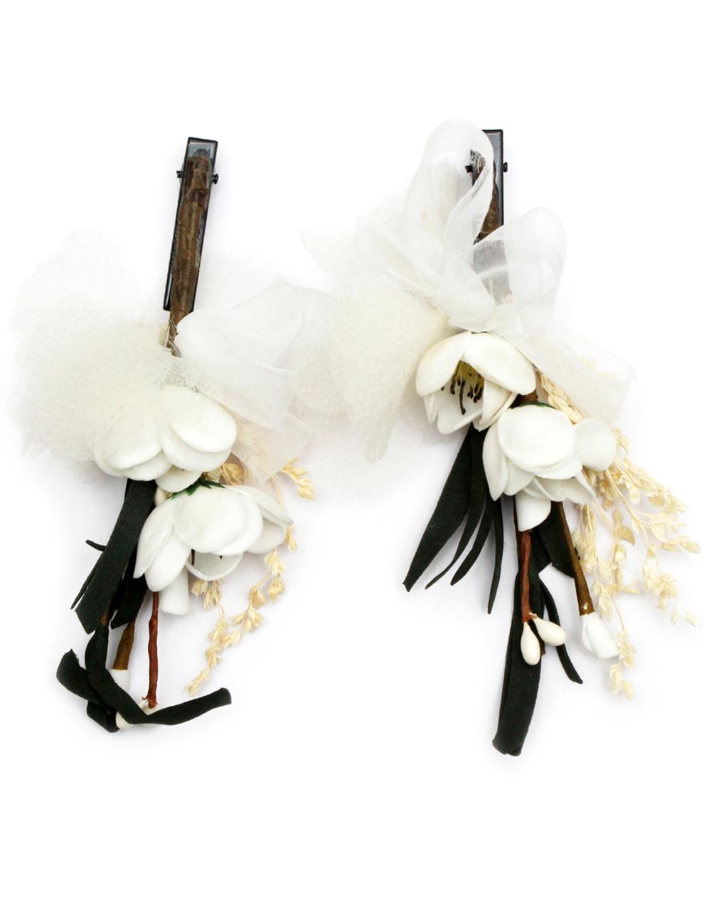 DesiButik's Beautiful Pack of 2 White And Green Hair pin for Bride & Bridesmaid HA1023