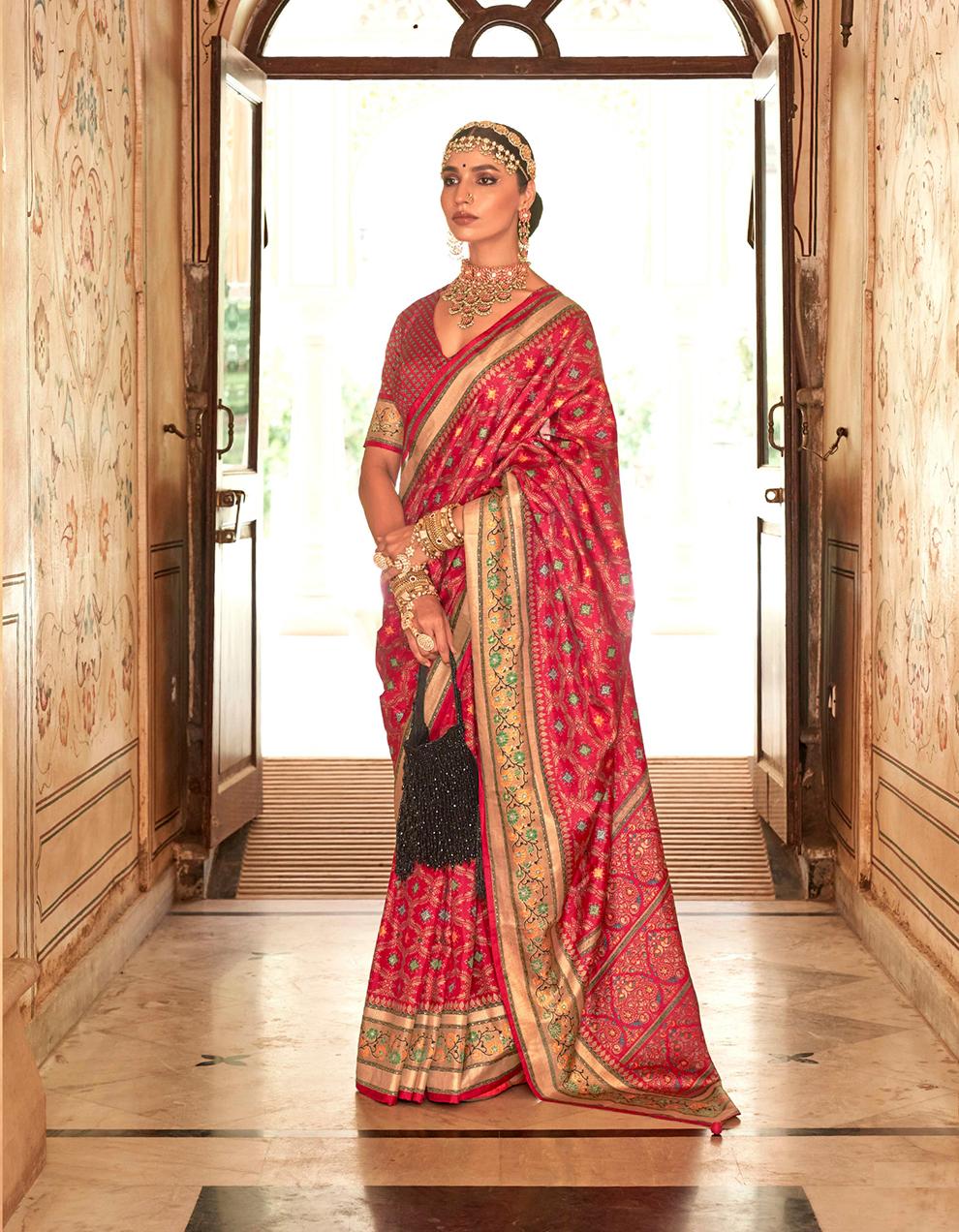 RED Banarasi Silk Saree for Women With Blouse SD29079